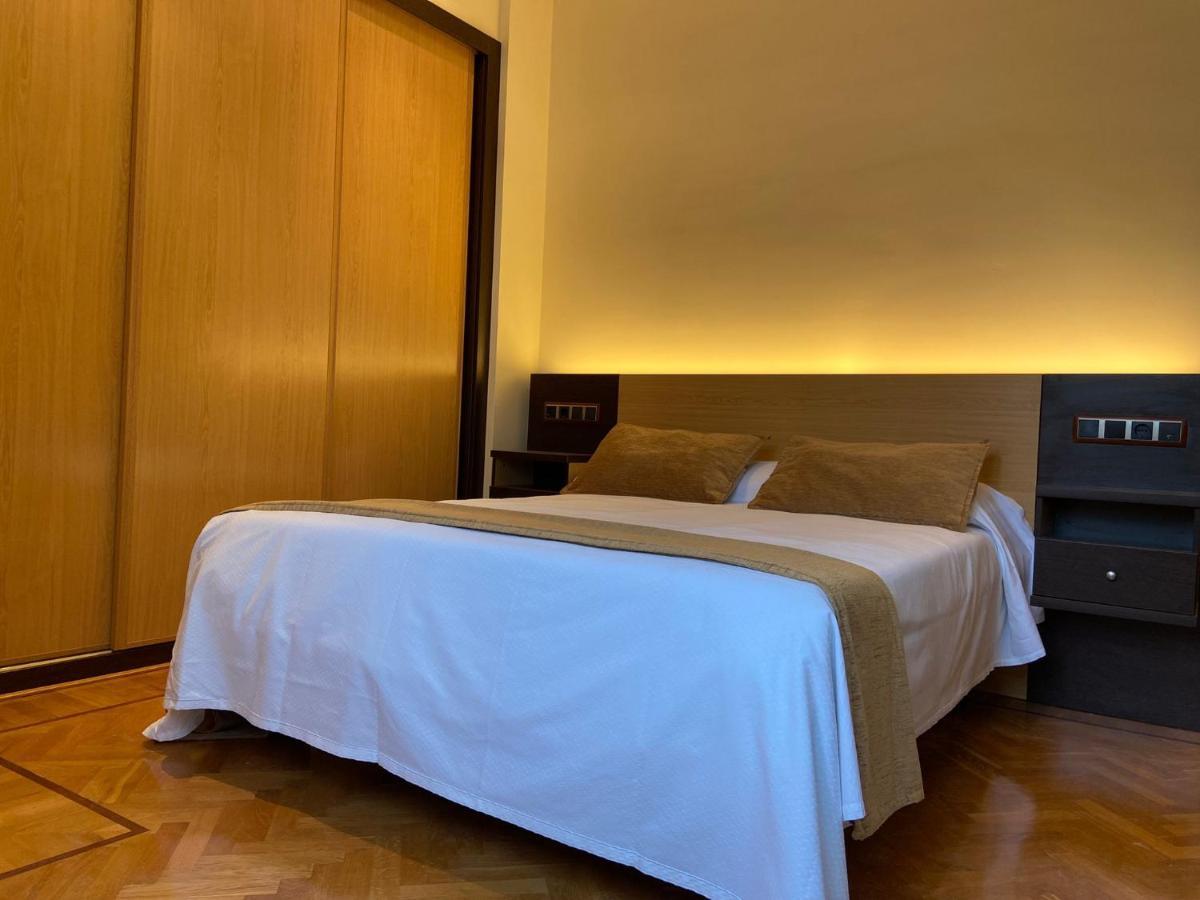 Hotel Asador Arriarte Эйбар Экстерьер фото